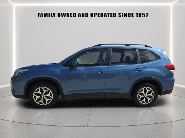 Used 2021 Blue Subaru Premium image 5