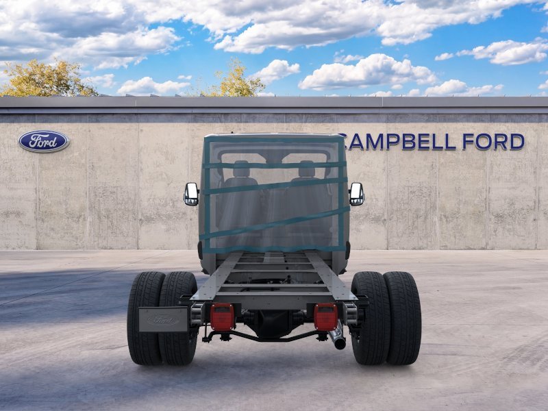 New 2026 Carbonized Gray Metallic Ford Cutaway image 26