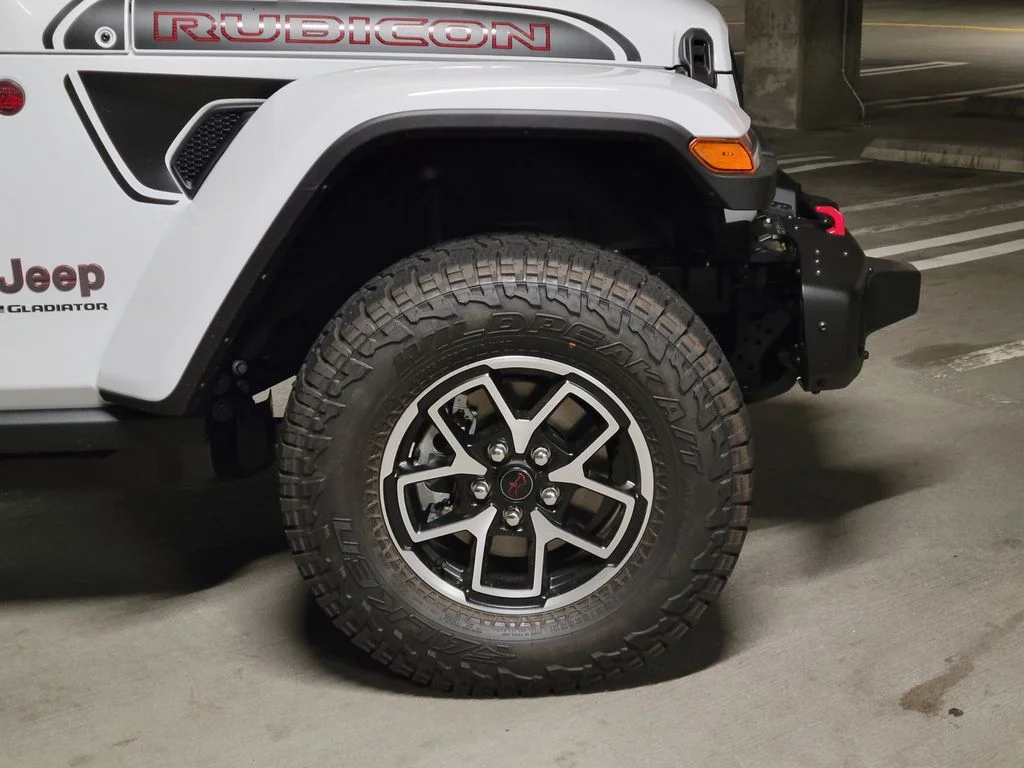 New 2026 Bright White Clear-Coat Exterior Paint Jeep Shadow Ops image 23