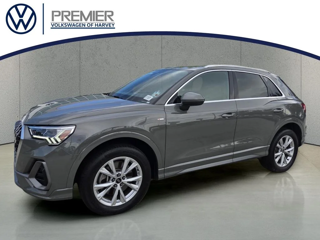 2023 Audi Q3 Premium