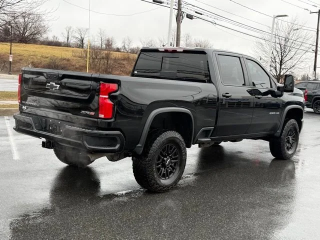 2024 Chevrolet Silverado 2500HD ZR2 - Photo 17