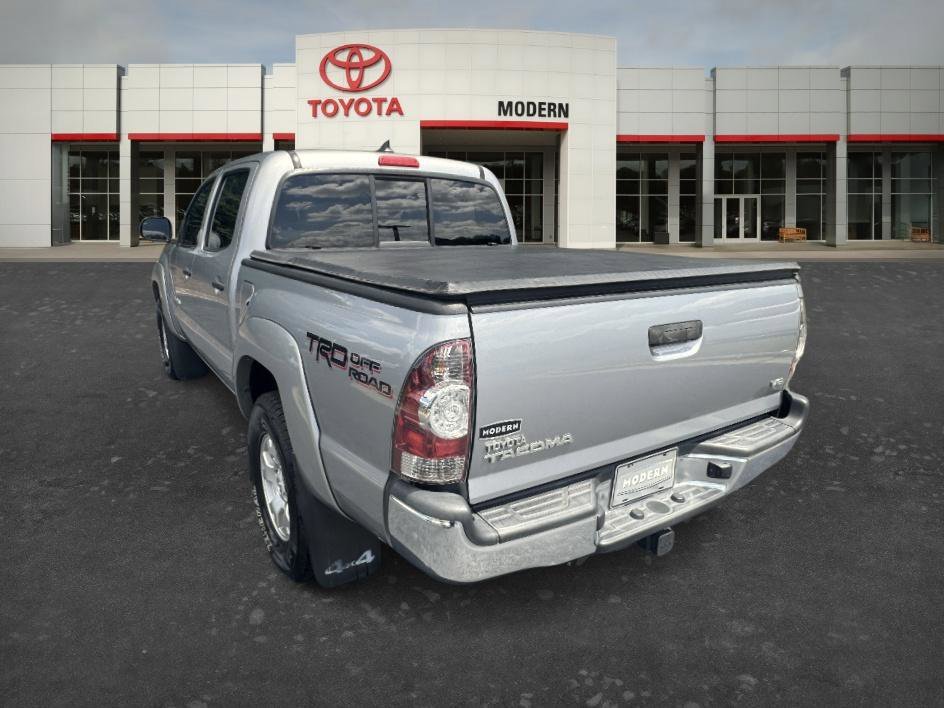Used 2015 Silver Sky Metallic Toyota Base image 6