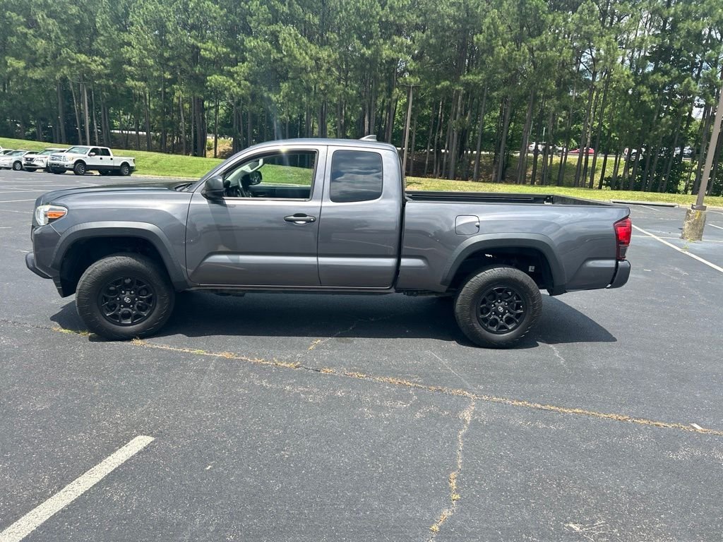 Used 2019 Gray Toyota SR image 5
