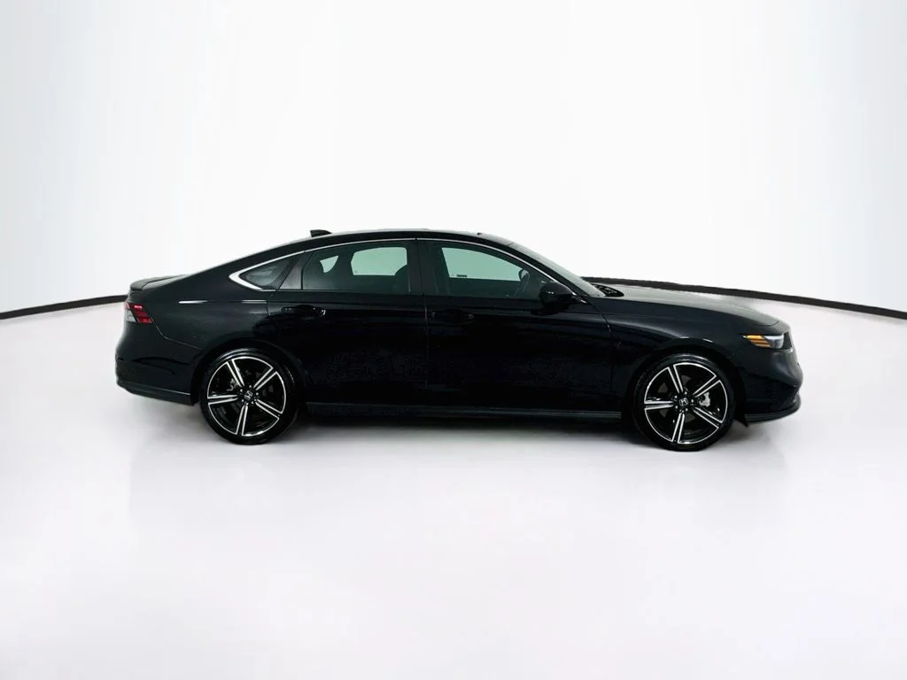 Certified Used 2023  Honda Sport image 9