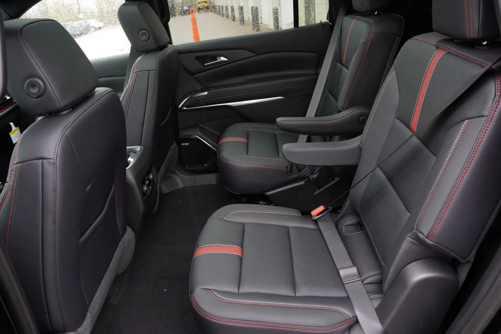 New 2026 Mosaic Black Metallic Chevrolet RS image 11