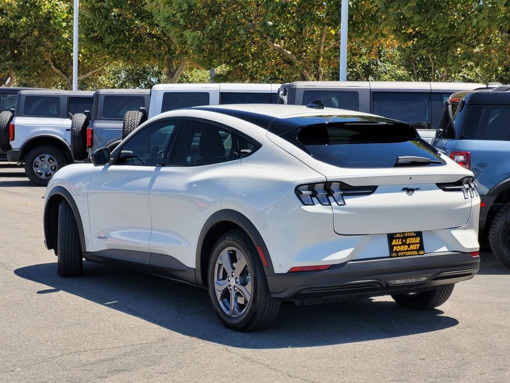 Certified Used 2023 White Metallic Ford Select image 6