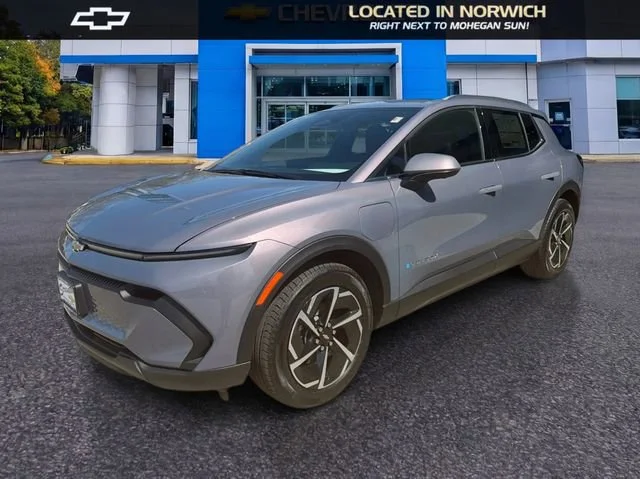 2026 Chevrolet Equinox EV 2LT eAWD's photo
