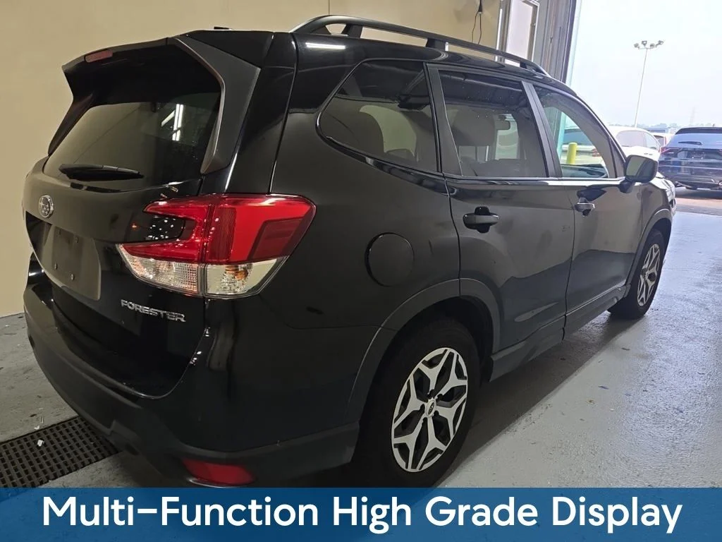 Certified Used 2022 Black Subaru Premium image 11