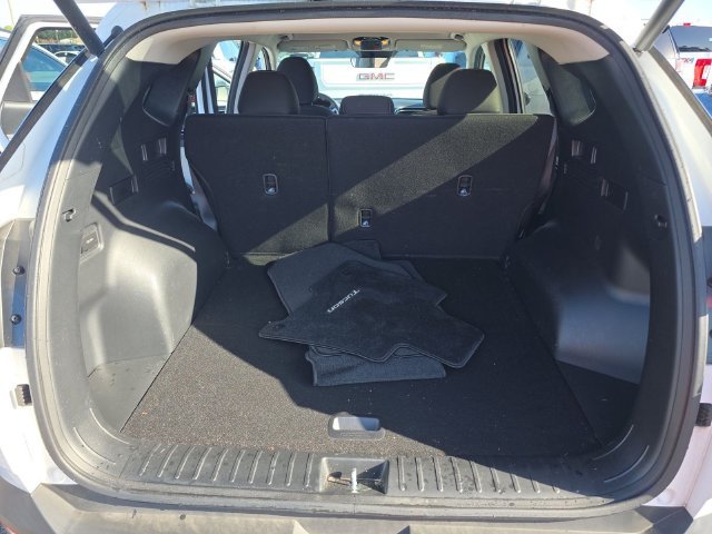 Used 2024 White Hyundai SEL image 15