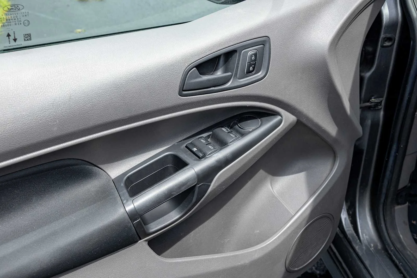 Used 2022 Magnetic Metallic Ford XL image 13