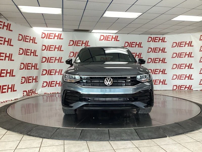 Used 2023 Gray Volkswagen 2.0T SE R-Line Black image 2