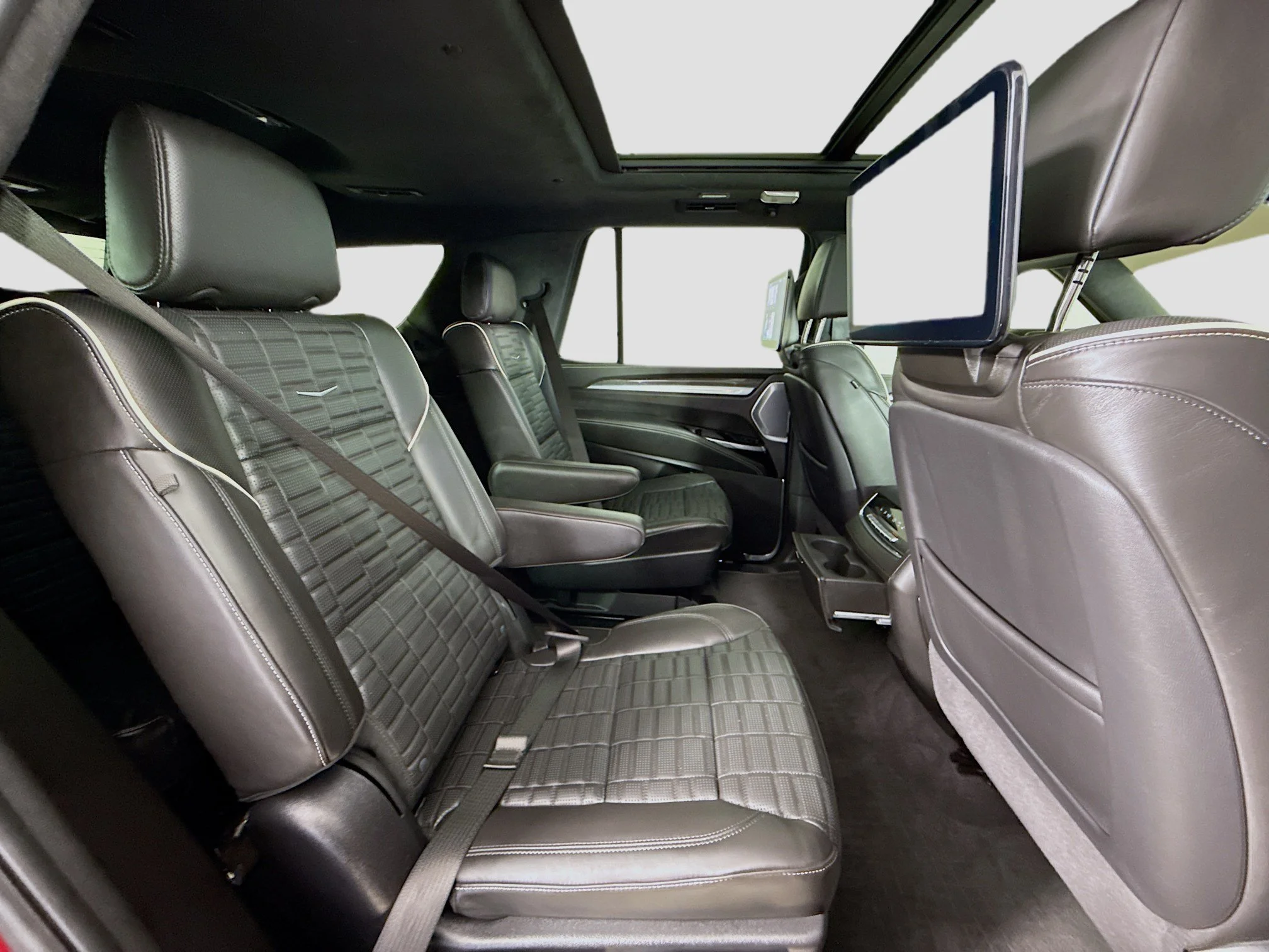 Used 2025 Radiant Red Tintcoat Cadillac Escalade-V image 33