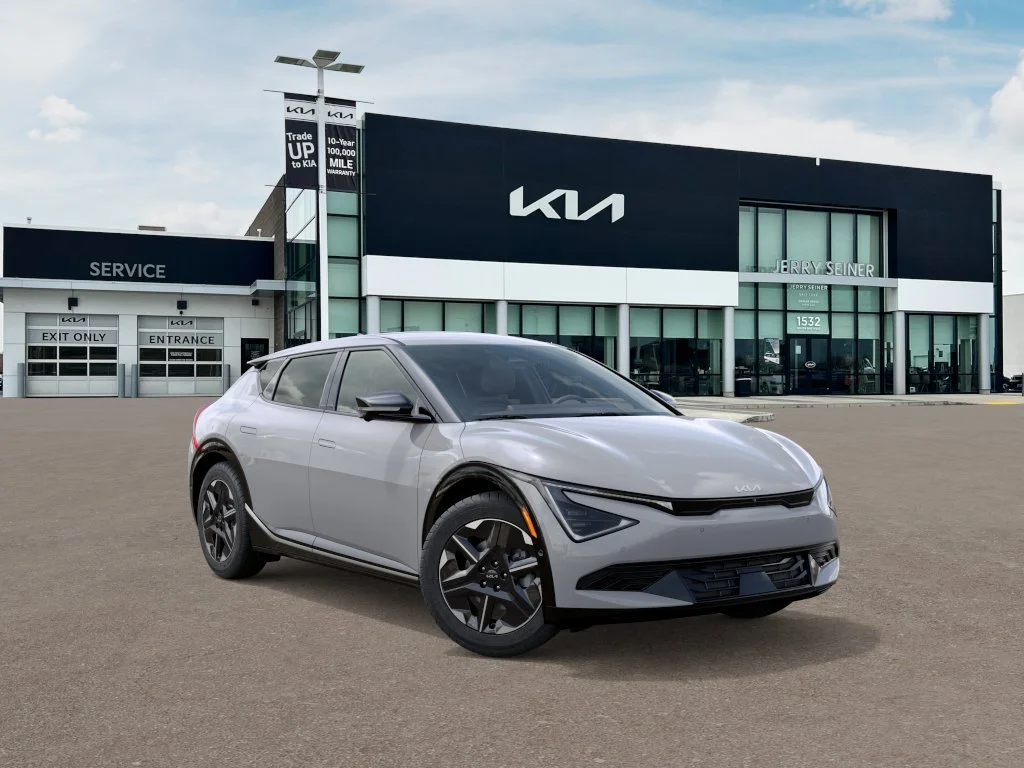 New 2026 Gray Kia Wind image 8