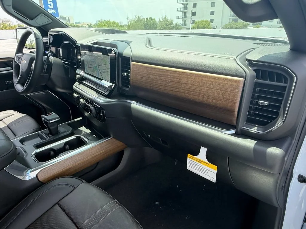 2026 Chevrolet Silverado 1500 High Country - Photo 8
