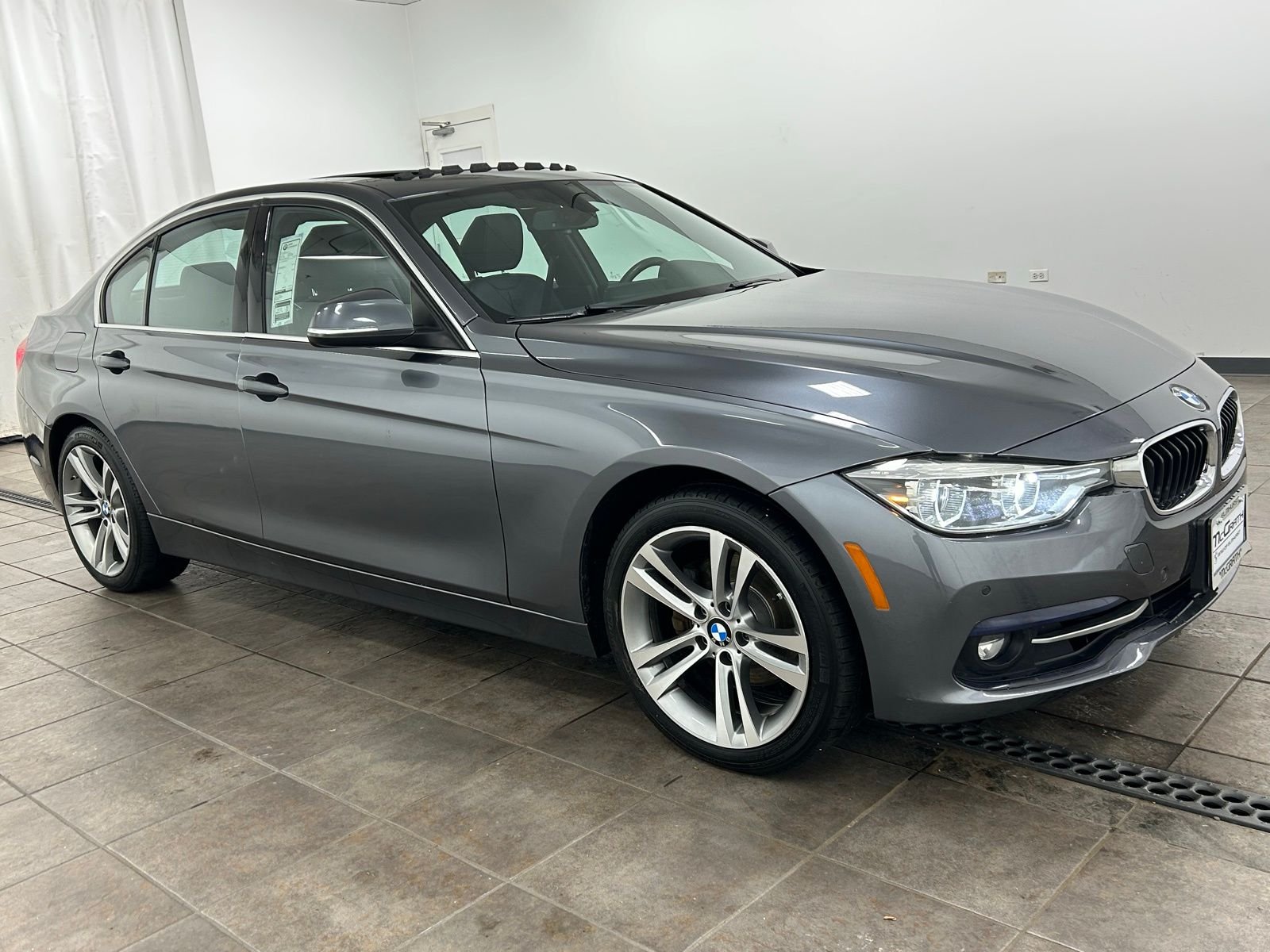 Used 2017 Mineral Gray Metallic BMW 330i xDrive image 6