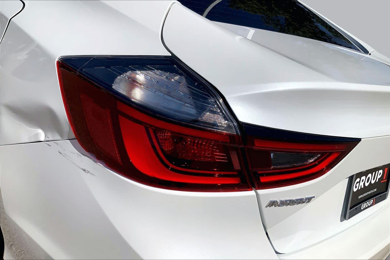 Used 2022 Platinum White Pearl Honda EX image 29