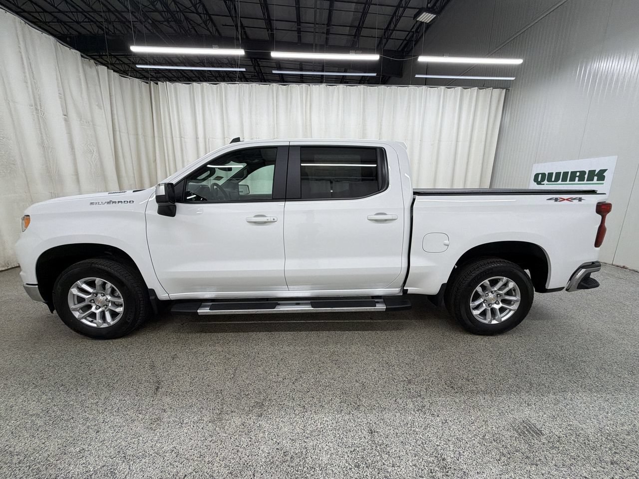 2026 Chevrolet Silverado 1500 LT - Photo 6