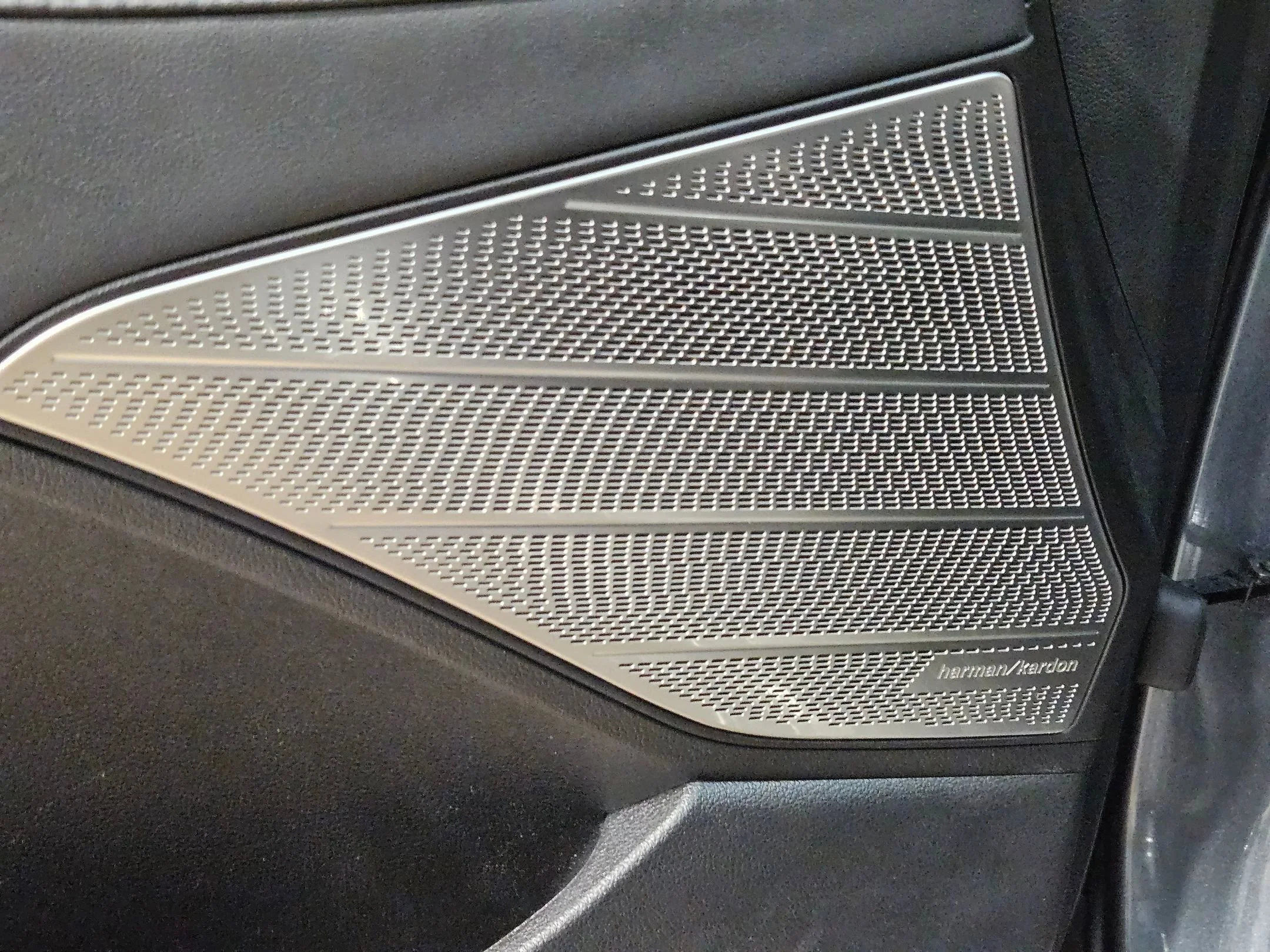 Used 2022 Steel Graphite Hyundai Calligraphy image 22