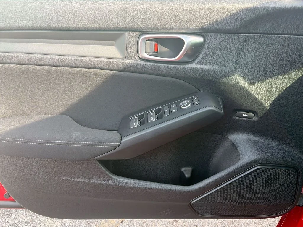 2025 Honda Civic LX - Photo 26