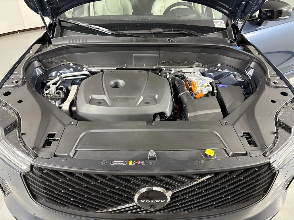 New 2026 Blue Volvo T8 Ultra image 48