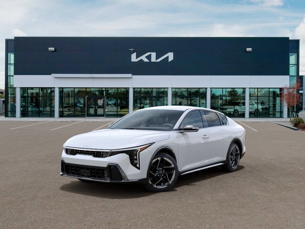 2026 Kia K4 GT-Line AT's photo