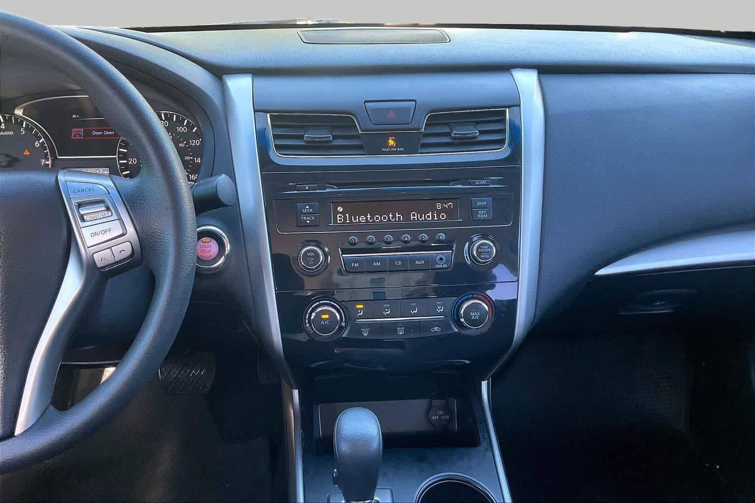 Used 2015 Pearl White Nissan 2.5 S image 6