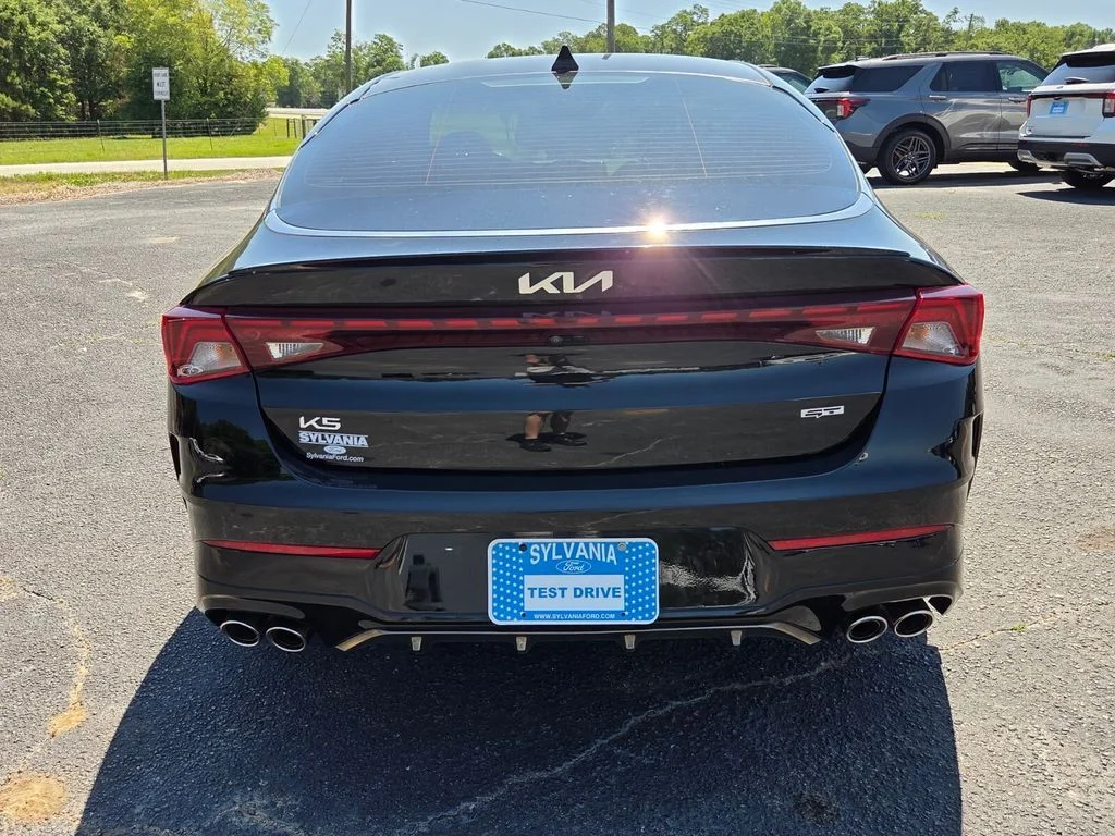 Used 2023 Black Kia GT image 9