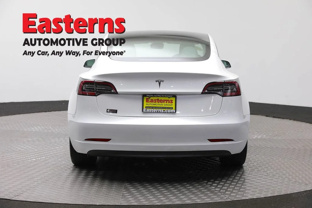 Used 2023 White Tesla Base image 6