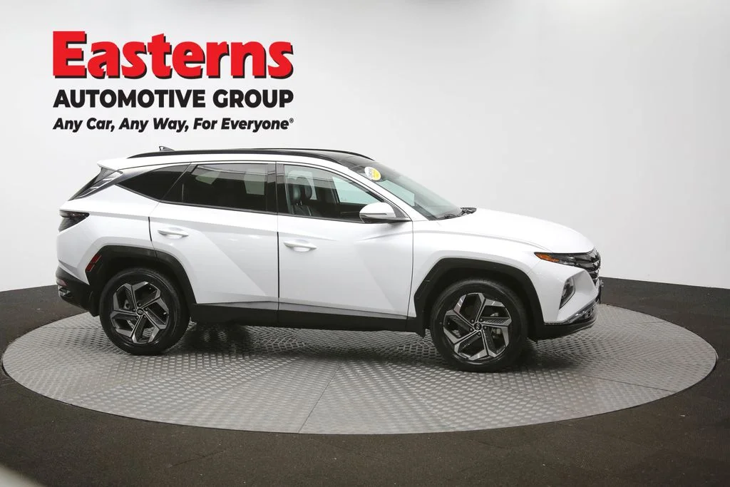 Used 2023 White Hyundai Limited image 41