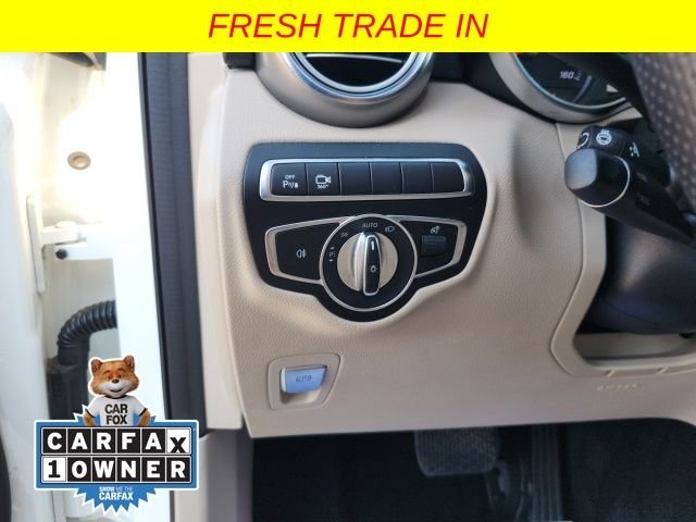Used 2019 White Mercedes-Benz GLC 300 image 12