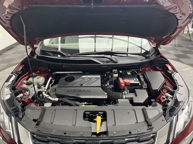 Used 2023 Scarlet Ember Tintcoat Nissan SV image 2