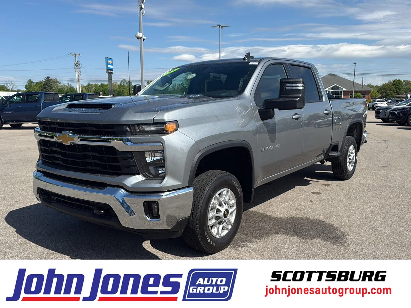 2025 Chevrolet Silverado HD LT 4WD Crew Cab Standard Box's photo