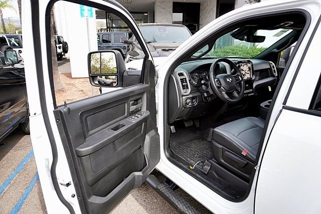 New 2026 Bright White Clear-Coat Exterior Paint RAM Tradesman image 44