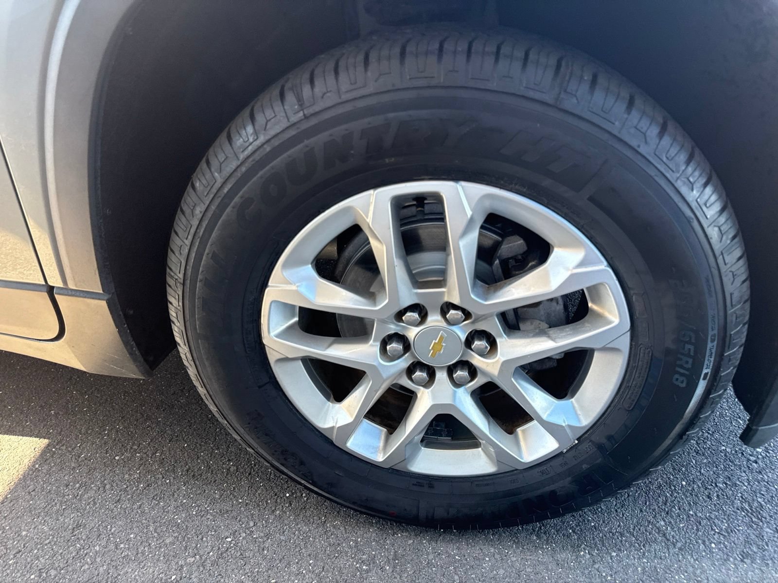 Used 2018 SATIN STEEL METALLIC Chevrolet LT Leather image 12
