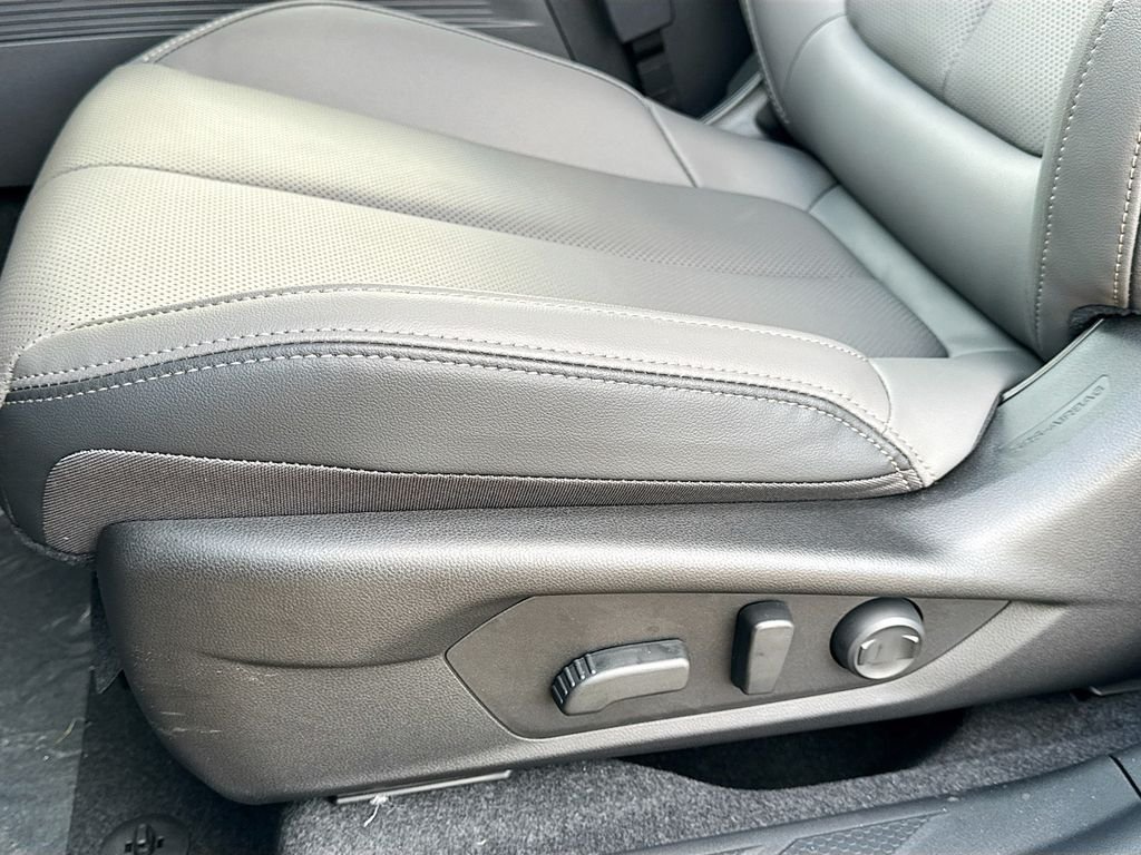 2026 Subaru Outback Limited - Photo 23