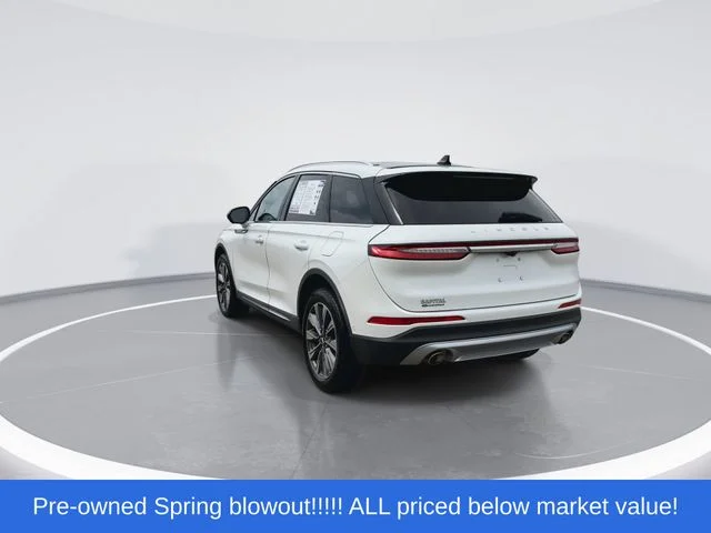 Used 2020 White Lincoln Reserve image 6