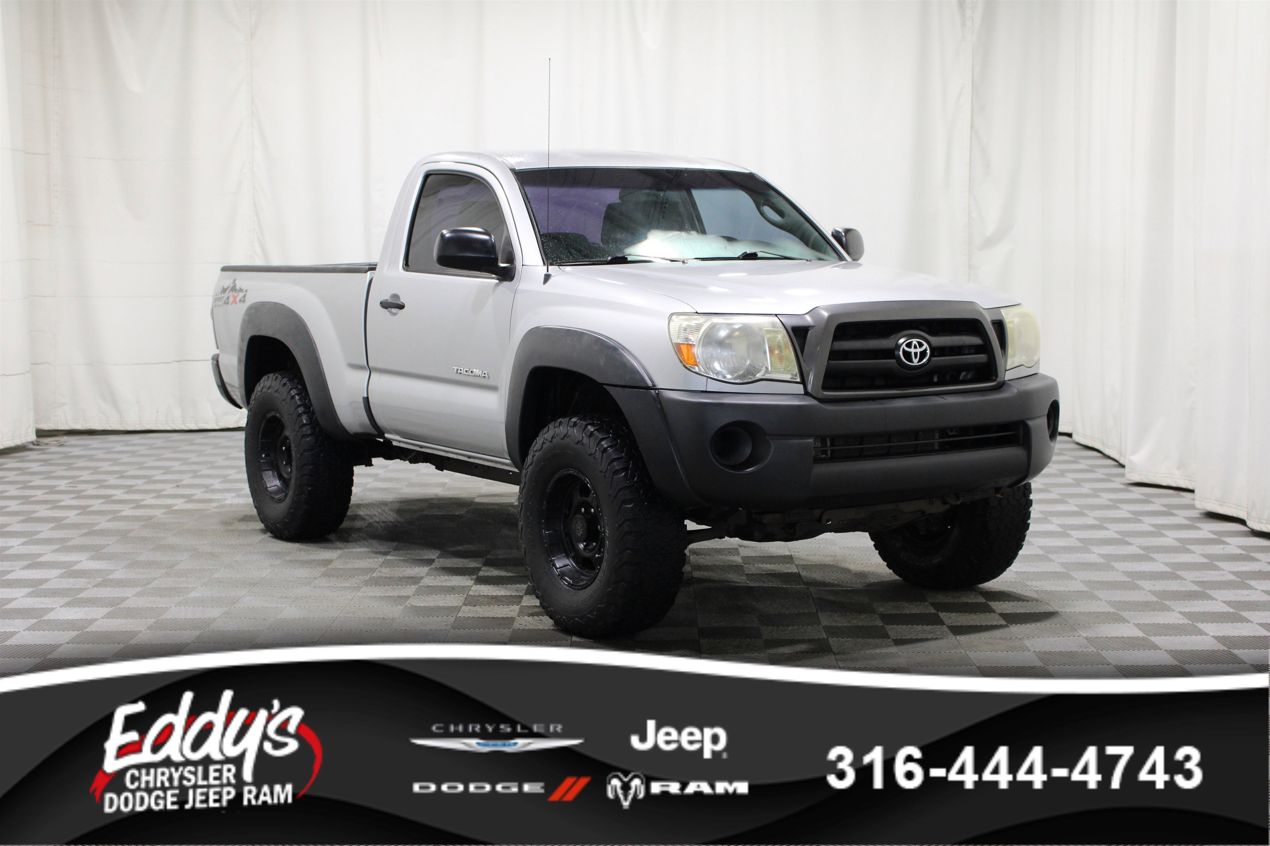 Used 2007  Toyota Base image 1