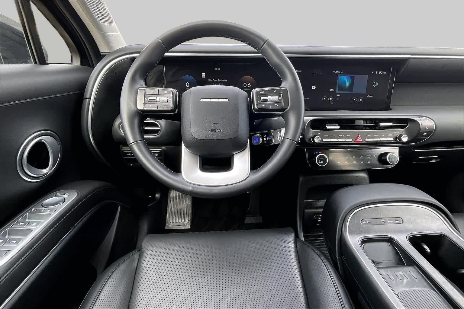 Used 2026 Abyss Black Pearl Hyundai SEL 7P image 6
