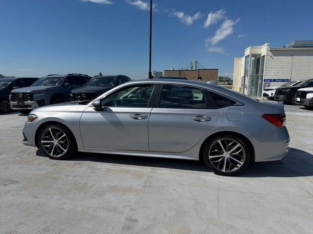 Used 2023 Gray Honda Touring image 4