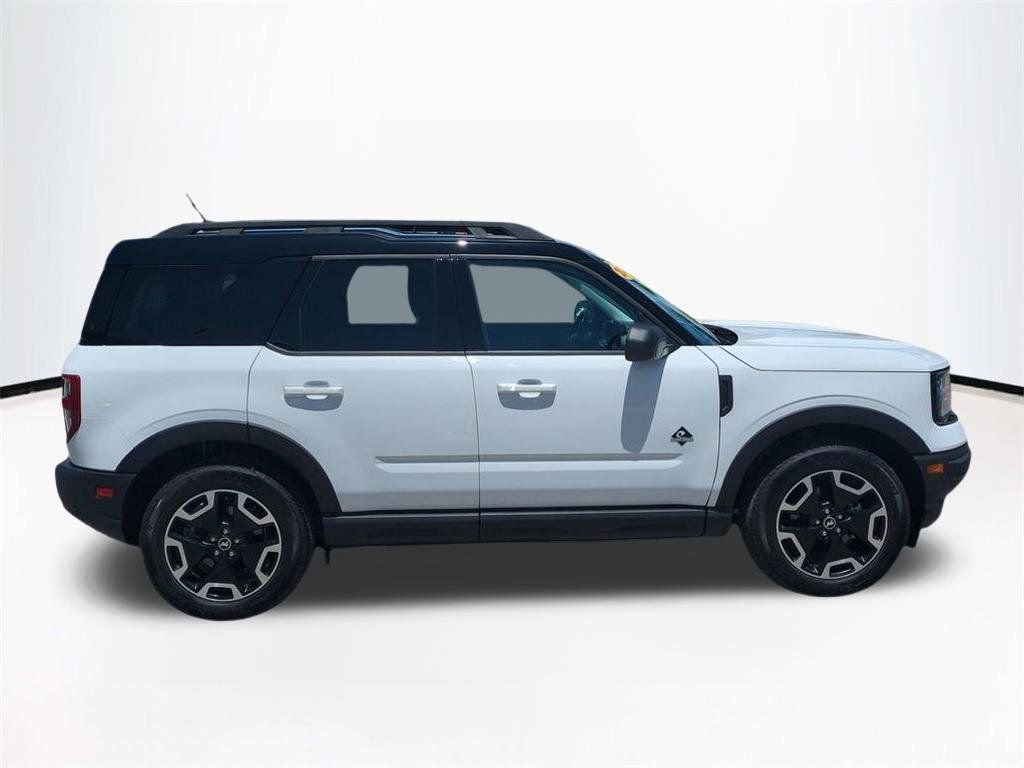 Used 2024 White Ford Outer Banks image 4