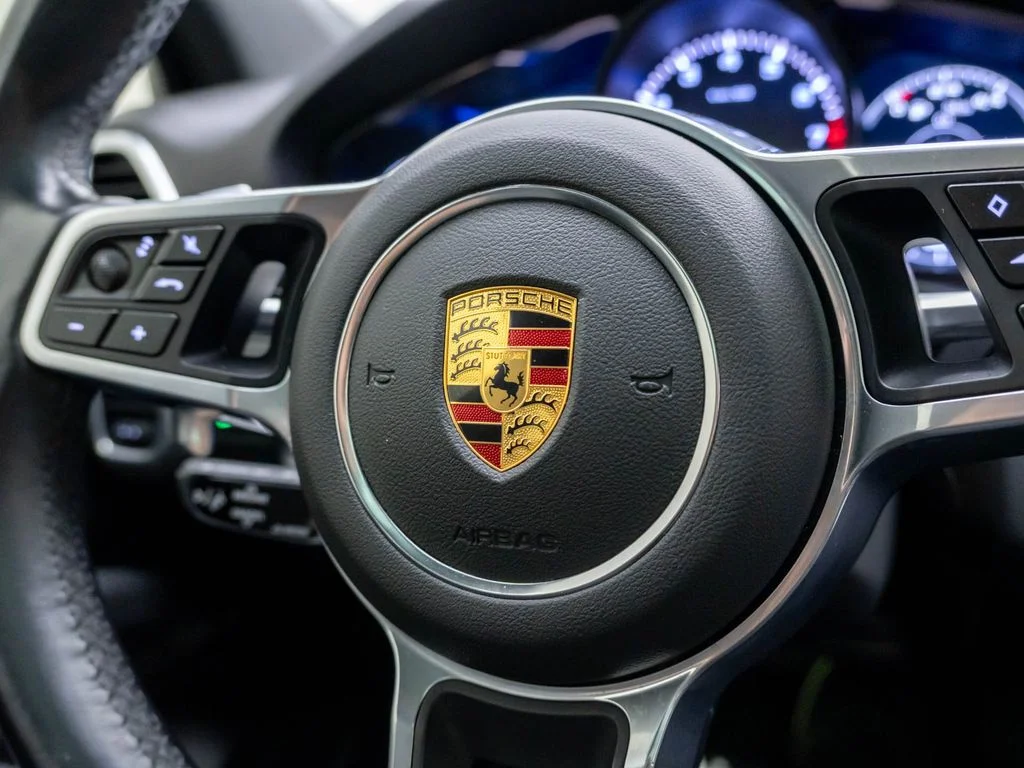 2022 Porsche Cayenne Platinum Edition - Photo 30