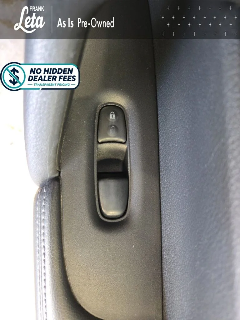 Used 2015 Black Nissan SV image 21