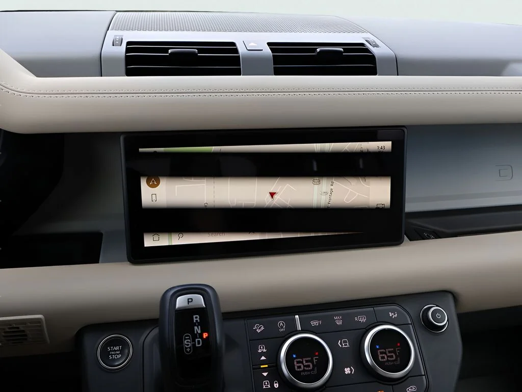 Used 2024 Fuji White Land Rover  image 19