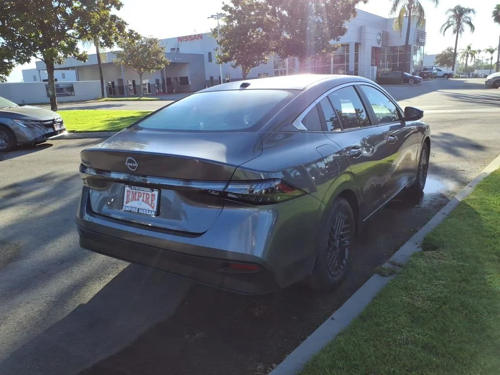 New 2026 Atlantic Gray Metallic Nissan SV image 9