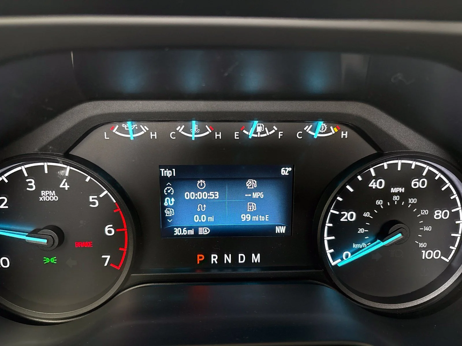 New 2027 Oxford White Ford F-250® XL image 13