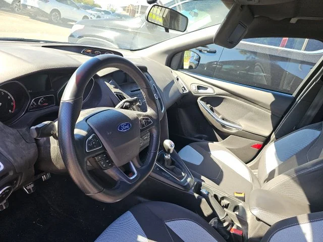2016 Ford Focus ST - Photo 8