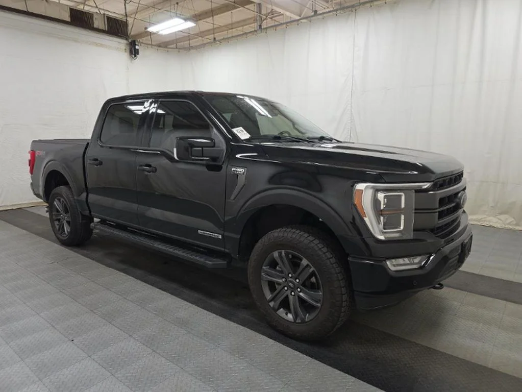 Used 2023 Black Ford Lariat image 3