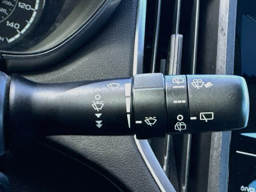 Used 2018 Gray Subaru 2.0i Premium image 13