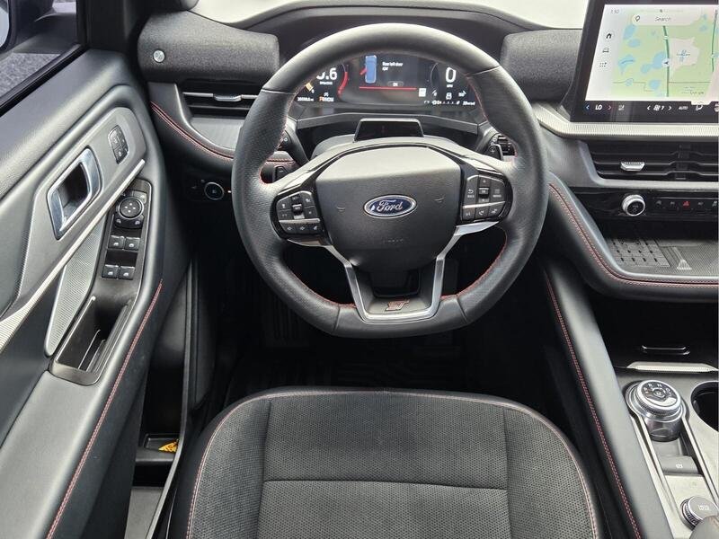 Used 2025 White Metallic FORD ST 4WD image 15
