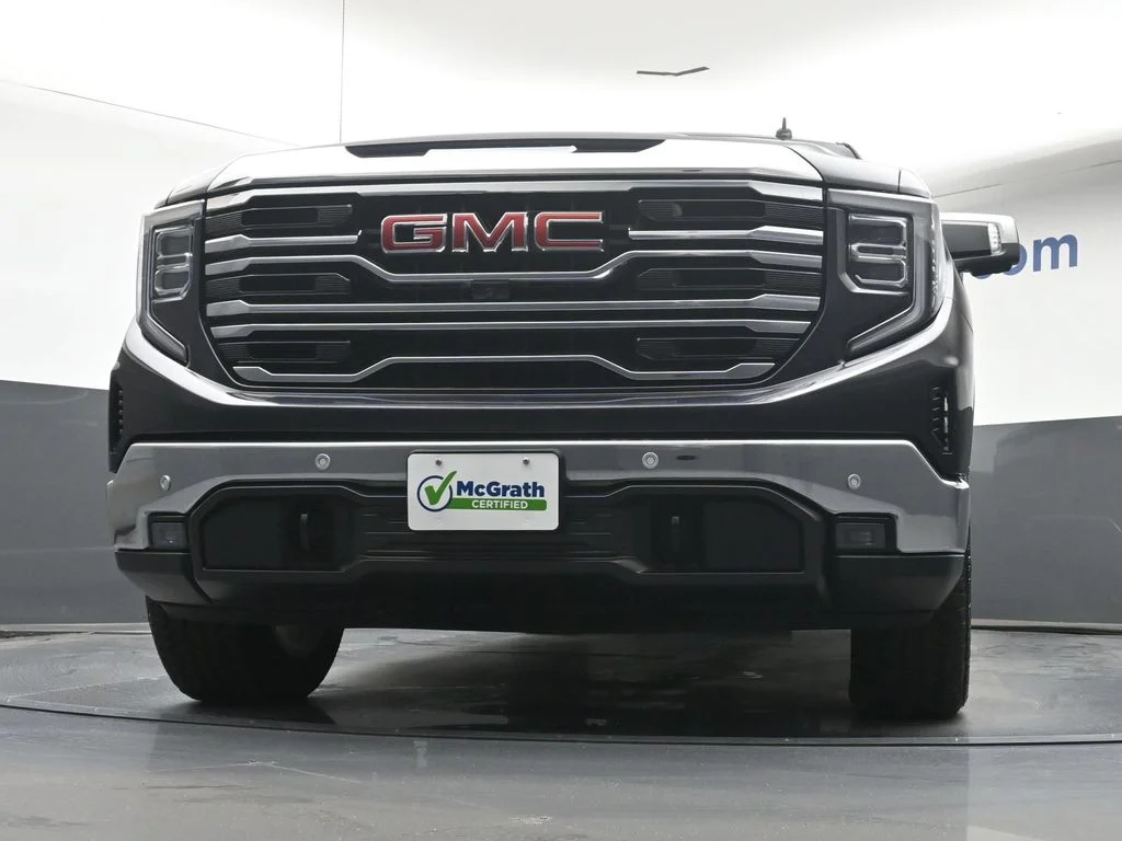 Certified Used 2025 Silver GMC SLT image 7